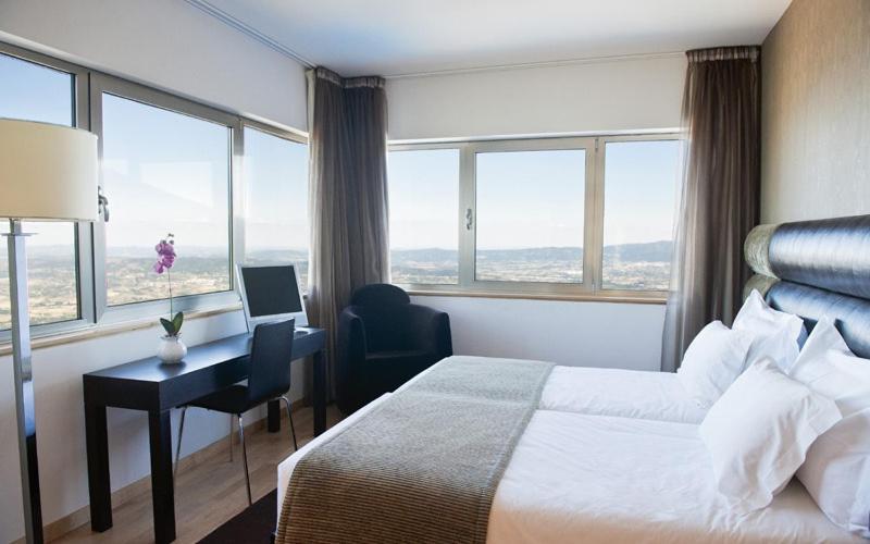 Luna Hotel Dos Carqueijais - Serra Da Estrela Covilha Ruang foto